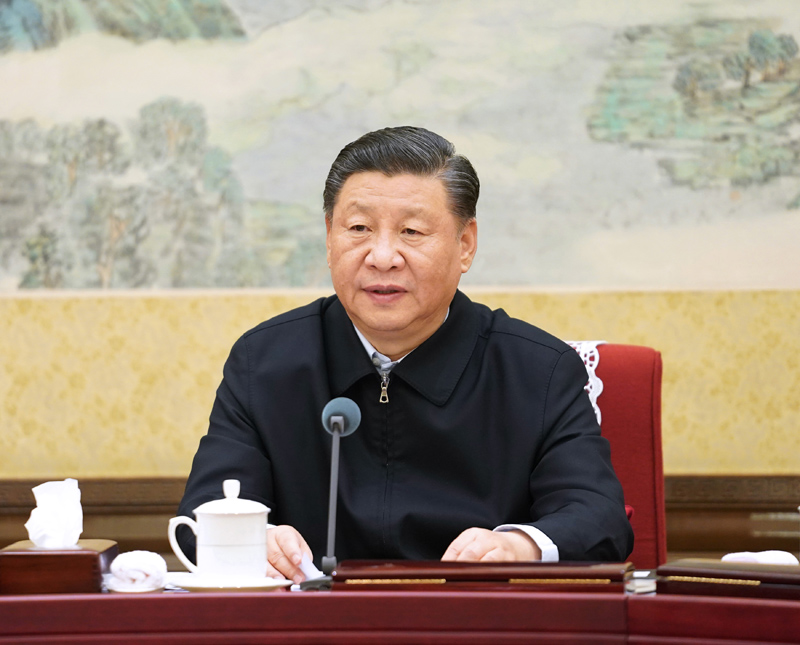 12月26日至27日，中共中央政治局召開(kāi)“不忘初心、牢記使命”專題民主生活會(huì)，中共中央總書(shū)記習(xí)近平主持會(huì)議并發(fā)表重要講話。新華社記者 李學(xué)仁 攝
